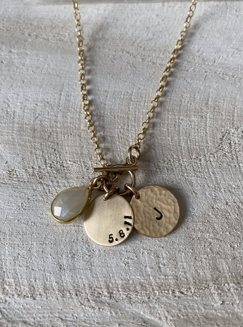 NEW BEGINNINGS | PERSONALIZED QUANTUM NECKLACE