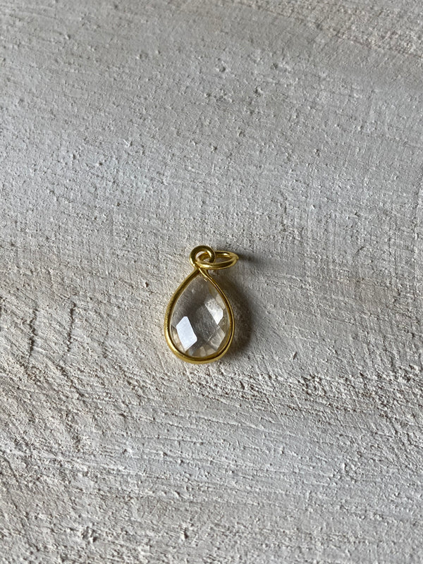 CLEAR QUARTZ TEARDROP | CLARITY