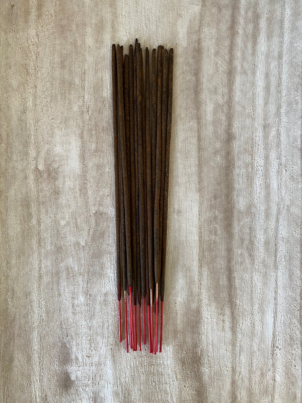 RELAXING + SENSUAL - SANDALWOOD ESSENCE INCENSE